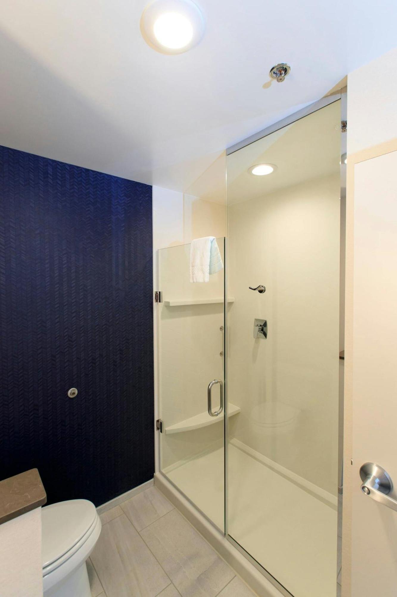 Fairfield Inn & Suites By Marriott Philadelphia Valley Forge/Great Valley Berwyn Екстериор снимка