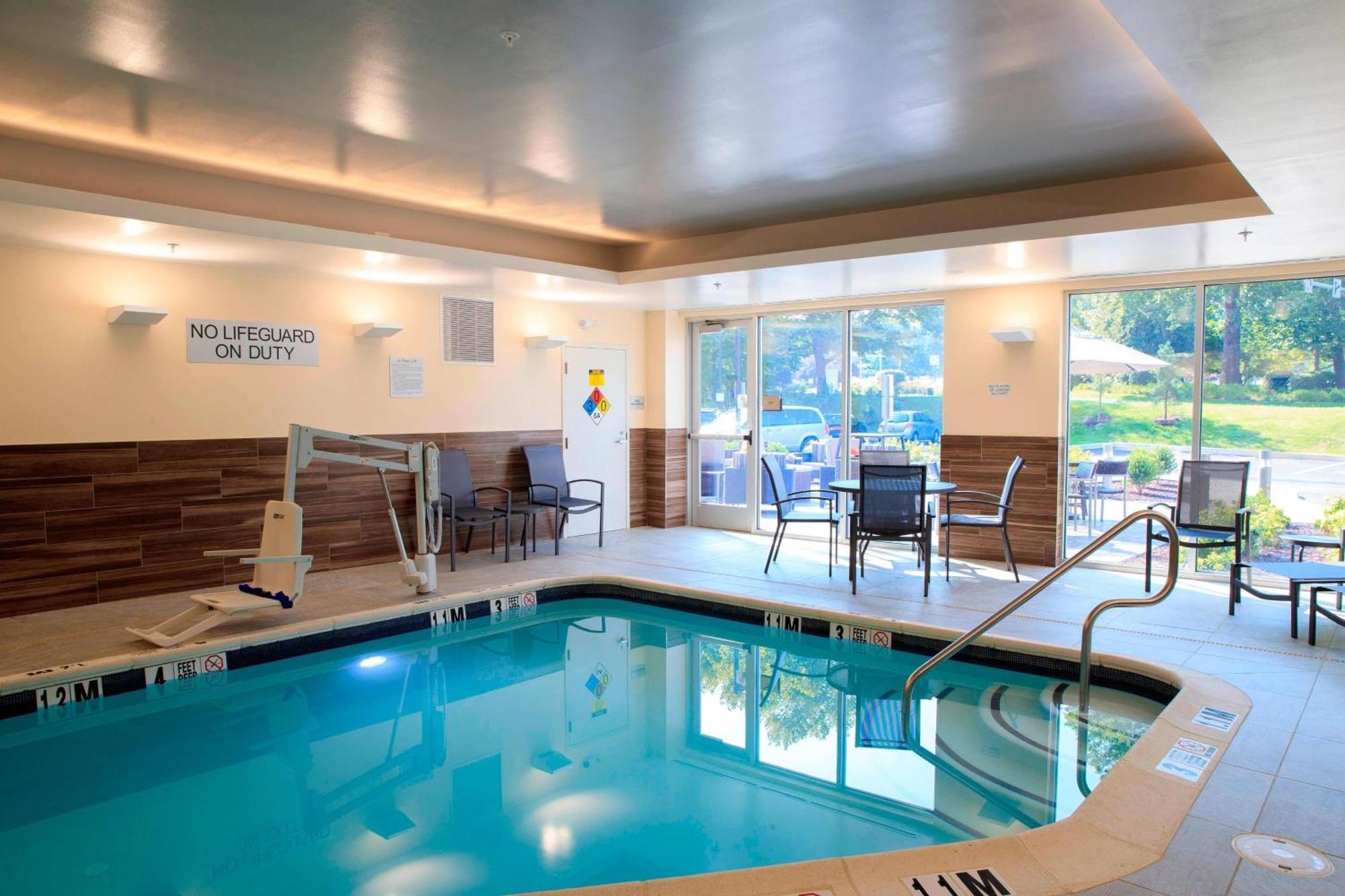 Fairfield Inn & Suites By Marriott Philadelphia Valley Forge/Great Valley Berwyn Екстериор снимка