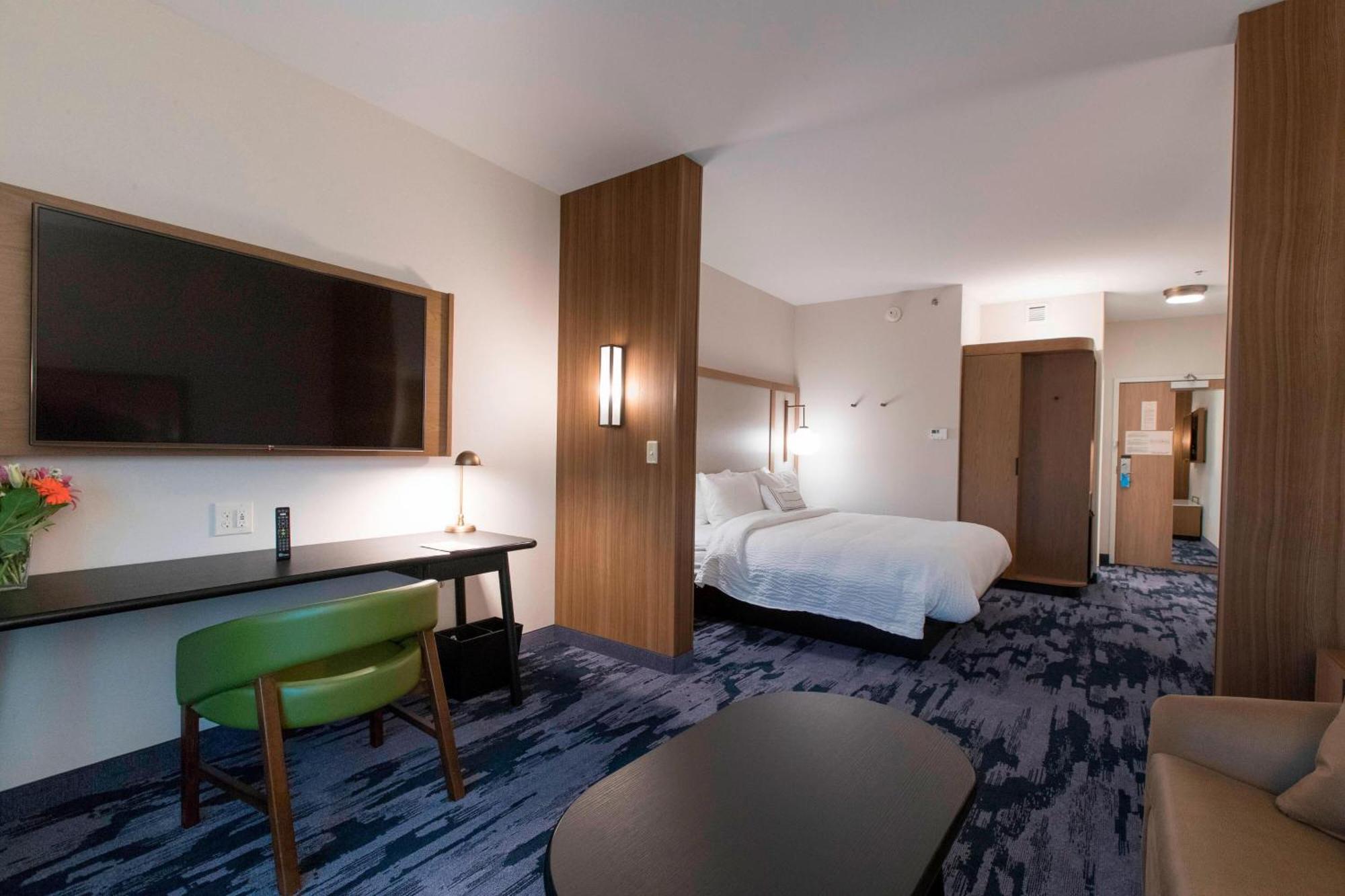 Fairfield Inn & Suites By Marriott Philadelphia Valley Forge/Great Valley Berwyn Екстериор снимка