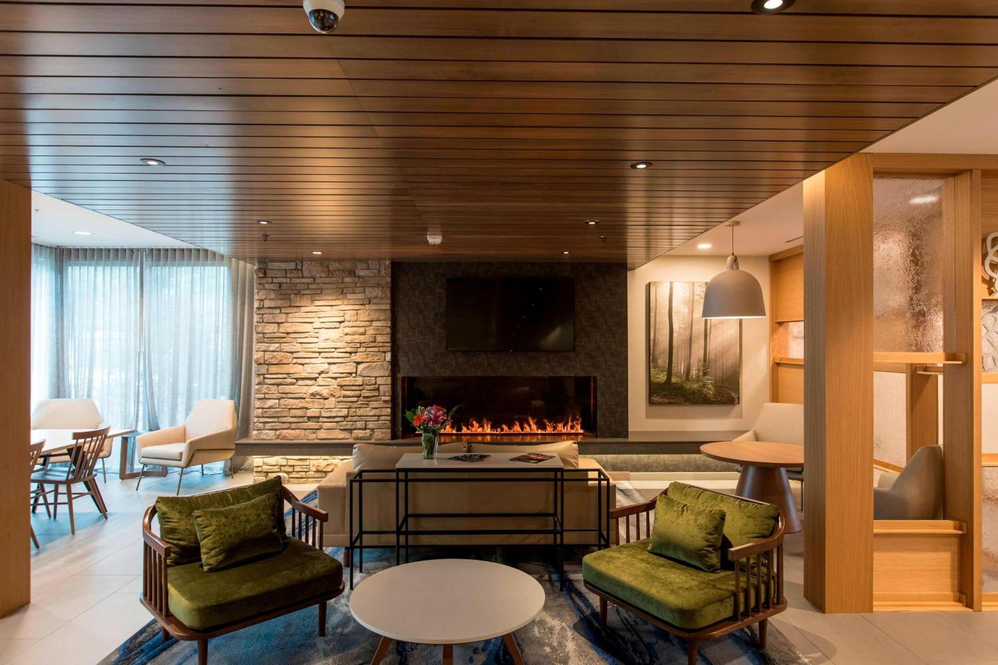 Fairfield Inn & Suites By Marriott Philadelphia Valley Forge/Great Valley Berwyn Екстериор снимка