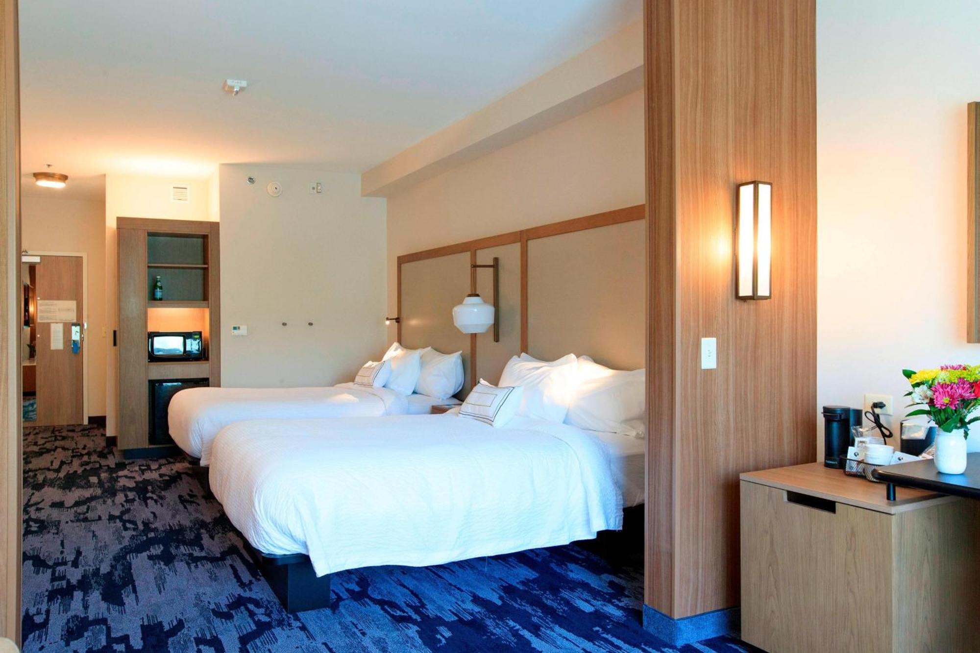 Fairfield Inn & Suites By Marriott Philadelphia Valley Forge/Great Valley Berwyn Екстериор снимка